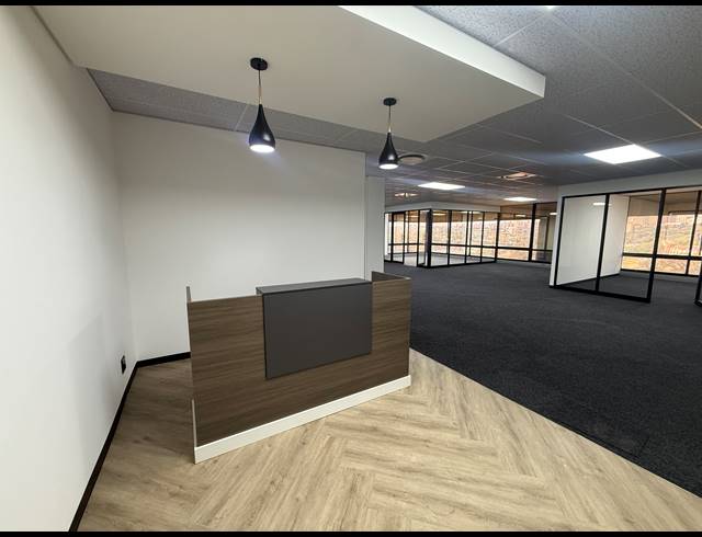 265M² OFFICE TO LET IN BRAAMFONTEIN WERF